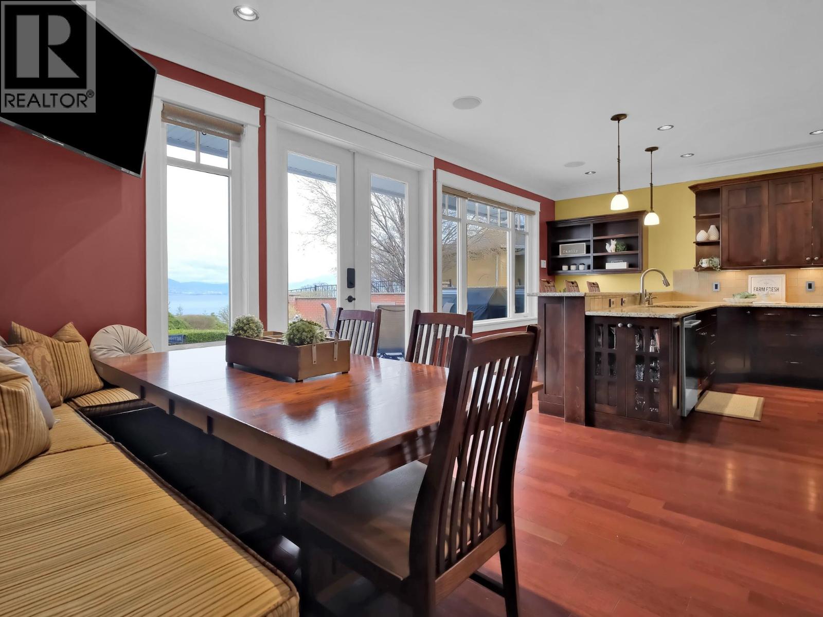 162 Vancouver Place Property Photo 26