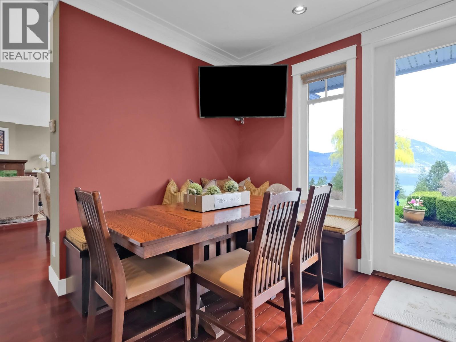 162 Vancouver Place Property Photo 28