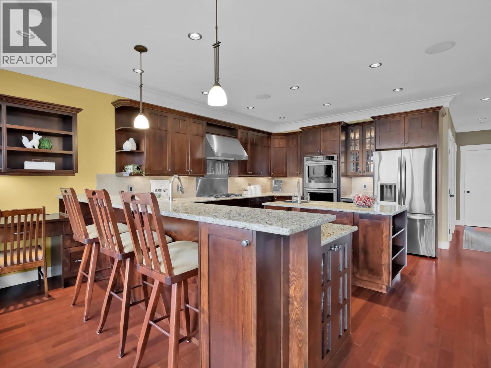 162 Vancouver Place Property Photo 32