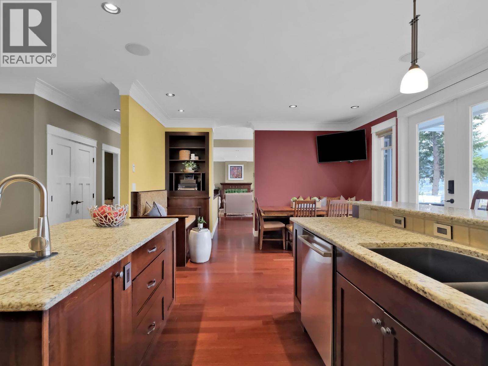 162 Vancouver Place Property Photo 33