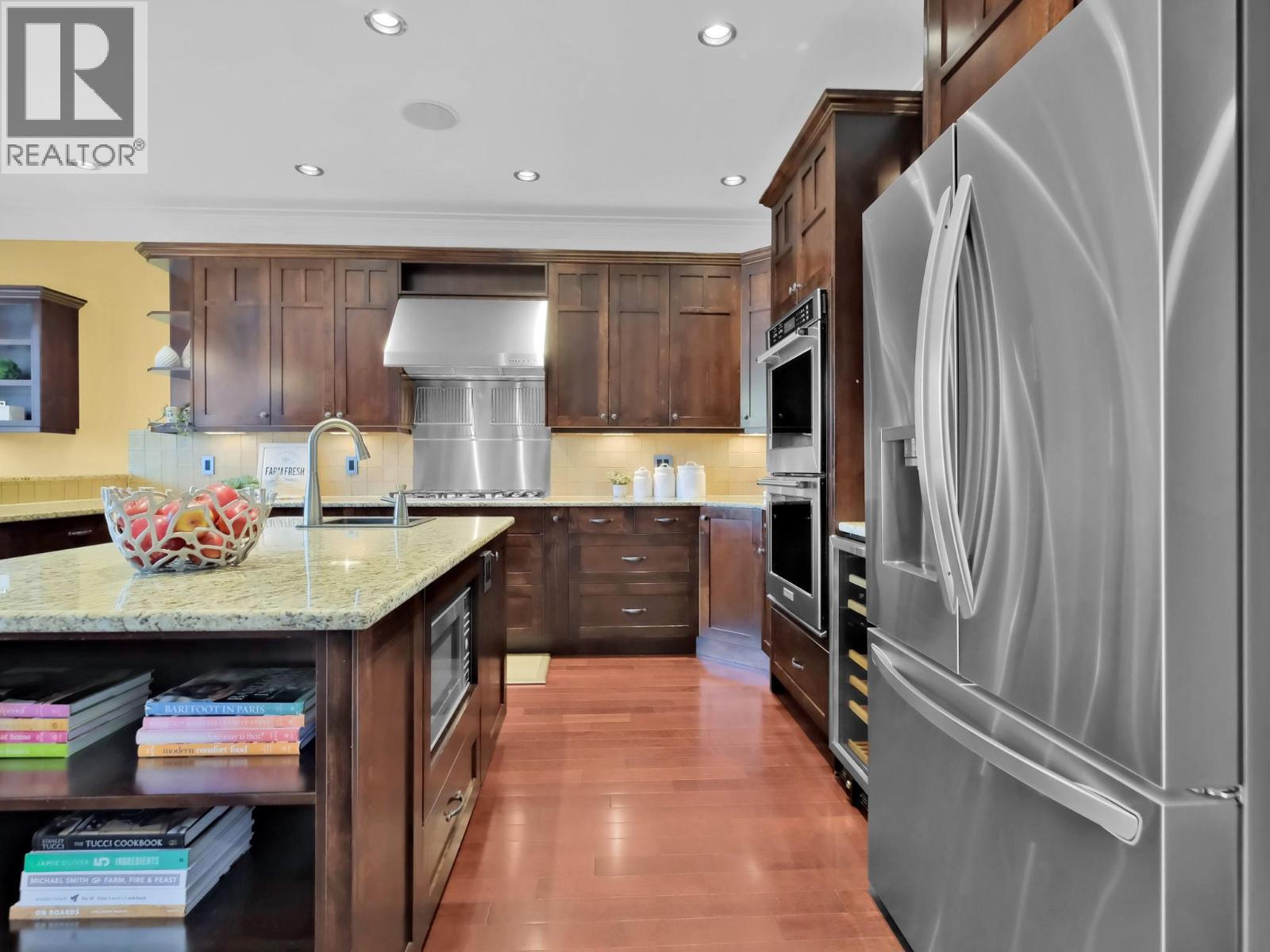 162 Vancouver Place Property Photo 37