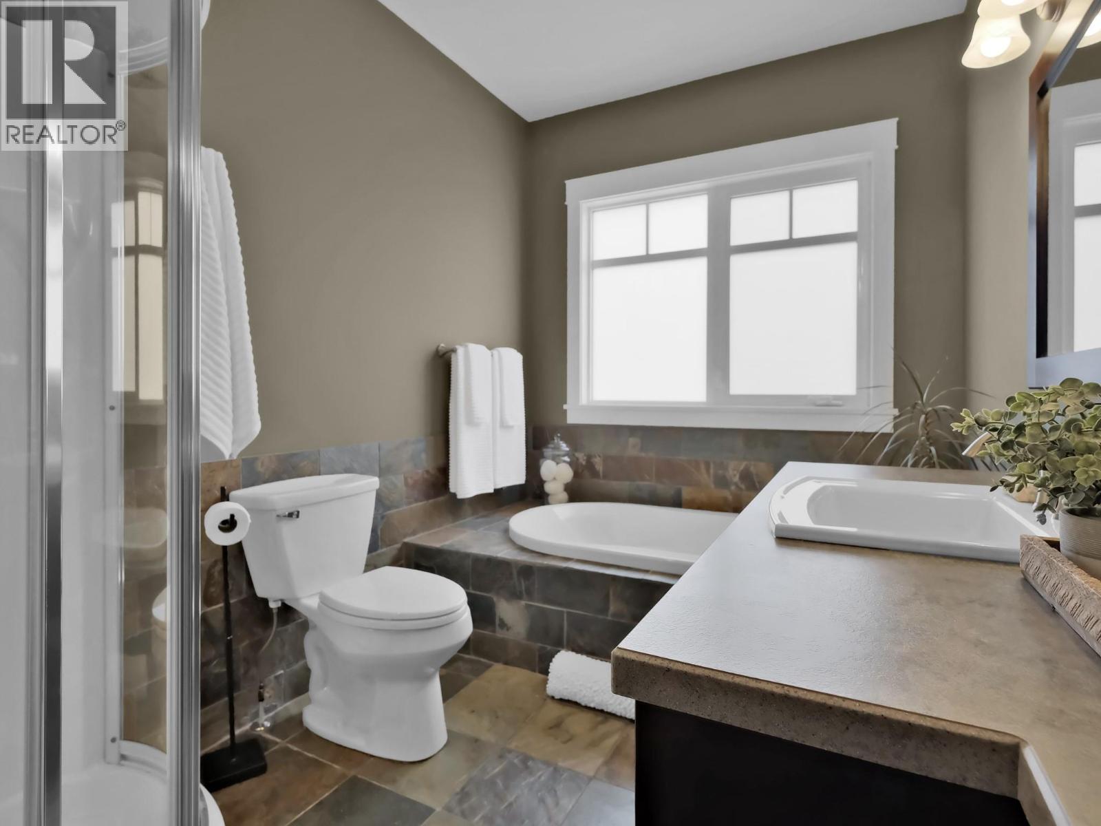 162 Vancouver Place Property Photo 40