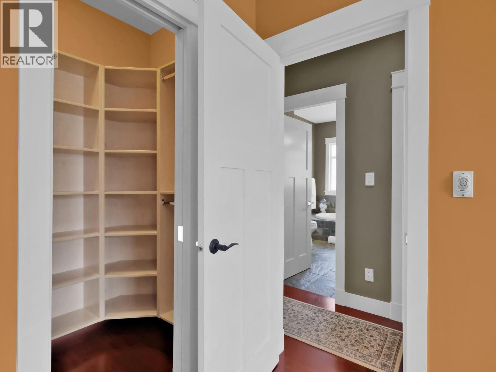 162 Vancouver Place Property Photo 43