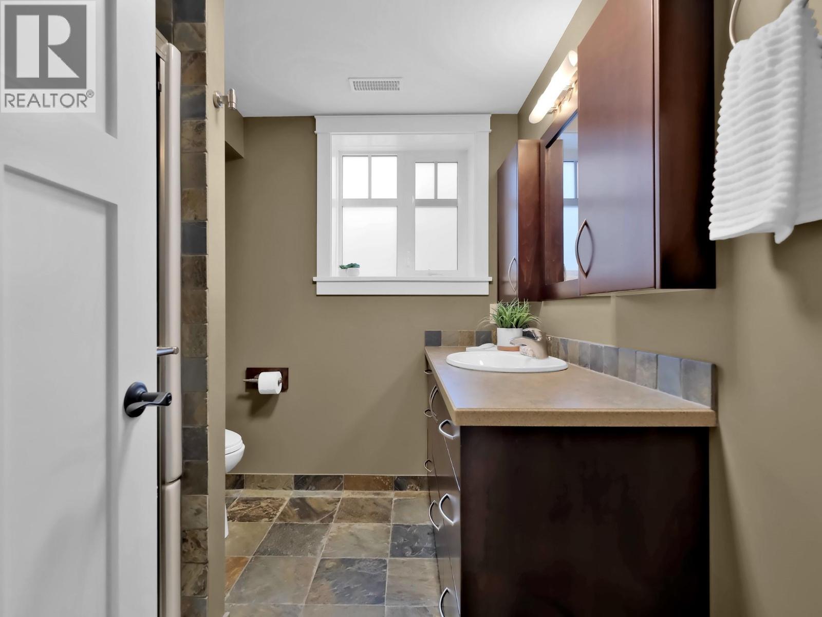 162 Vancouver Place Property Photo 56