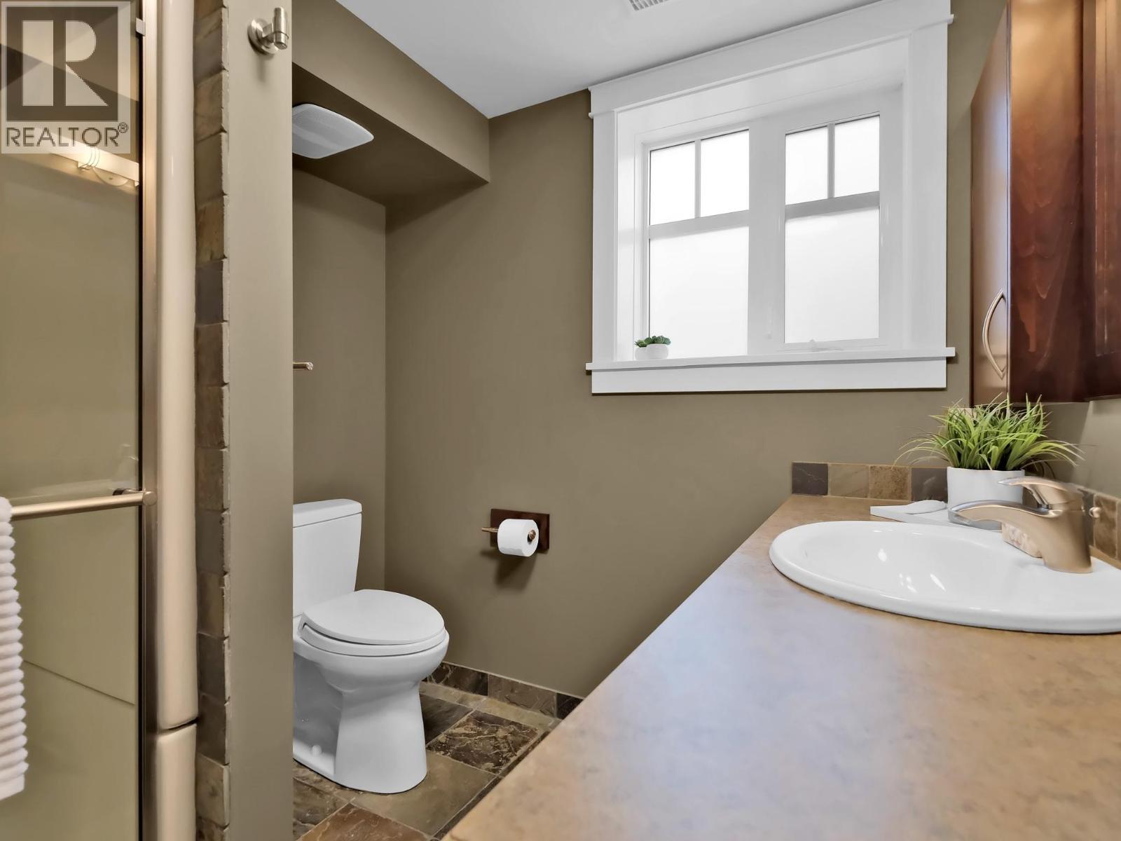 162 Vancouver Place Property Photo 57