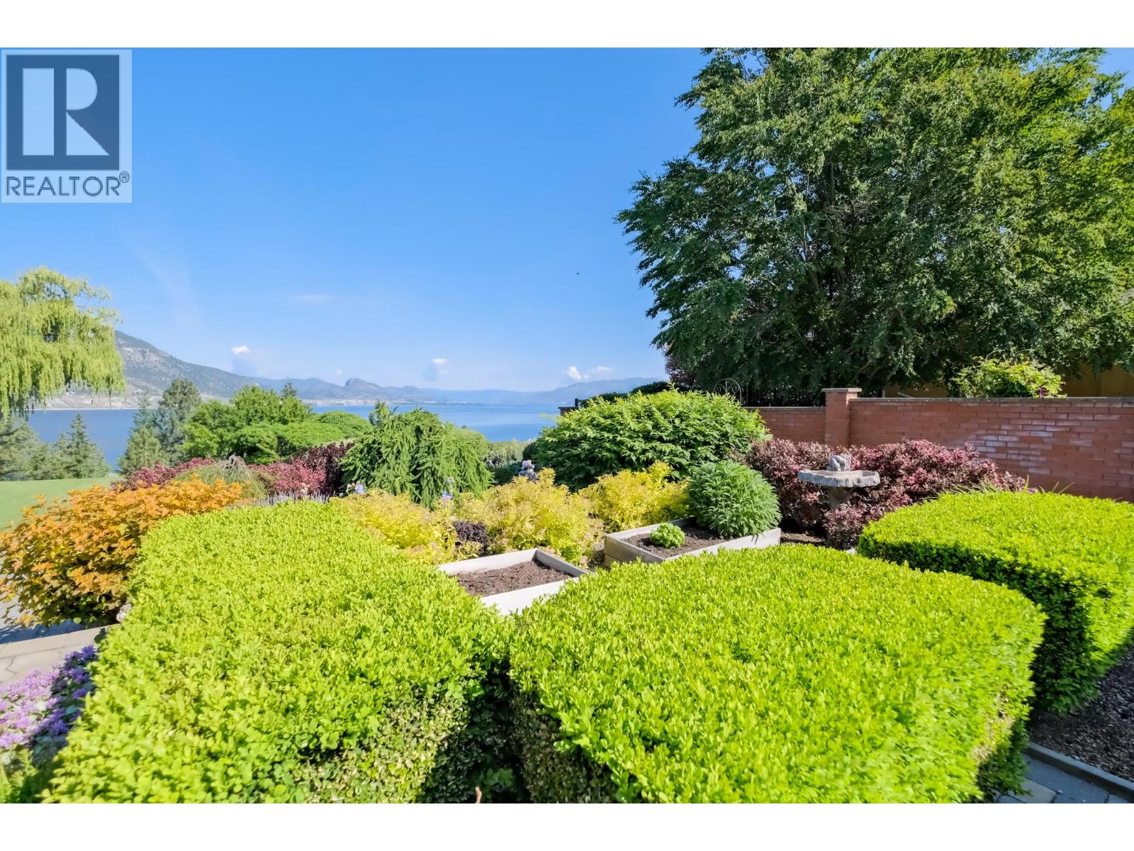 162 Vancouver Place Property Photo 65