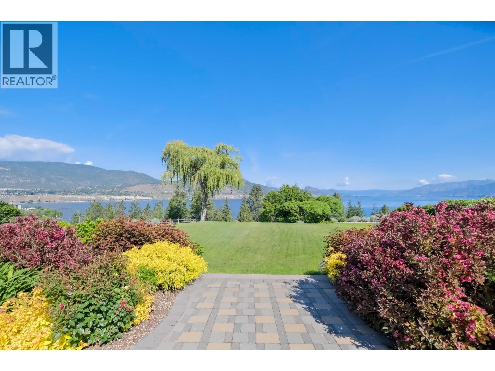 162 Vancouver Place Property Photo 74