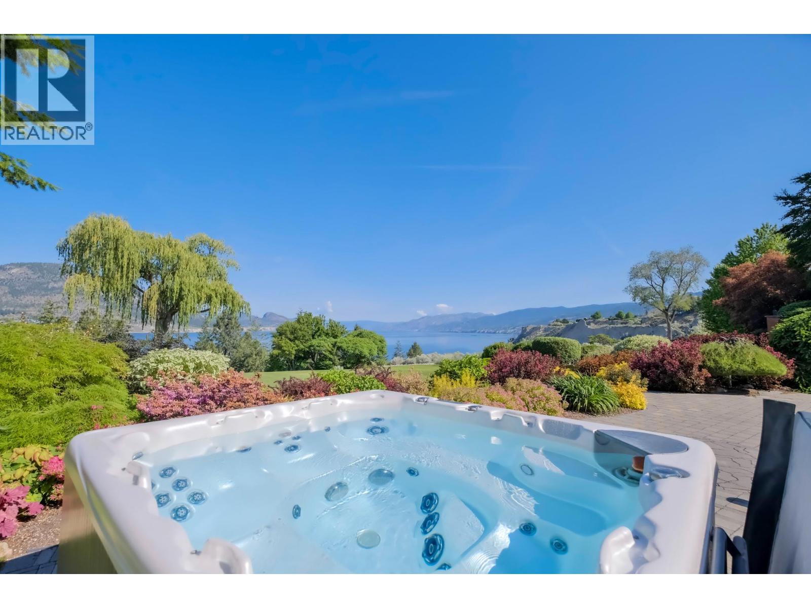 162 Vancouver Place Property Photo 75