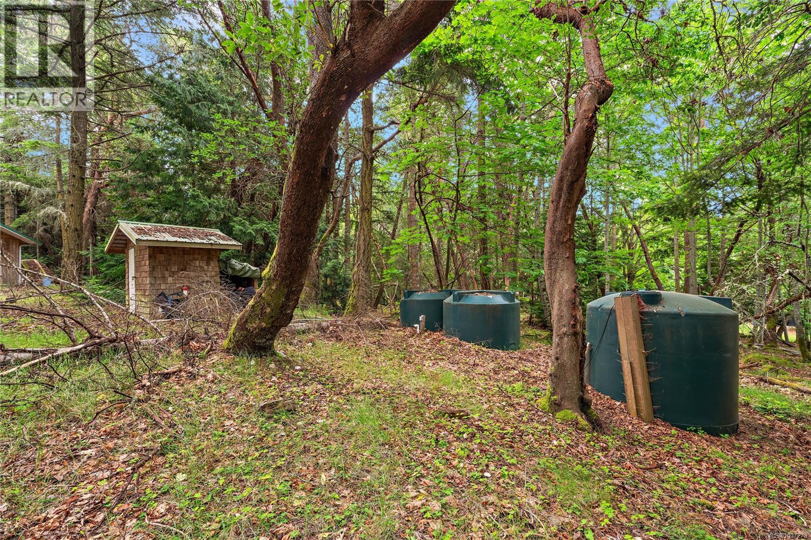 345 Evergreen Lane Property Photo 14