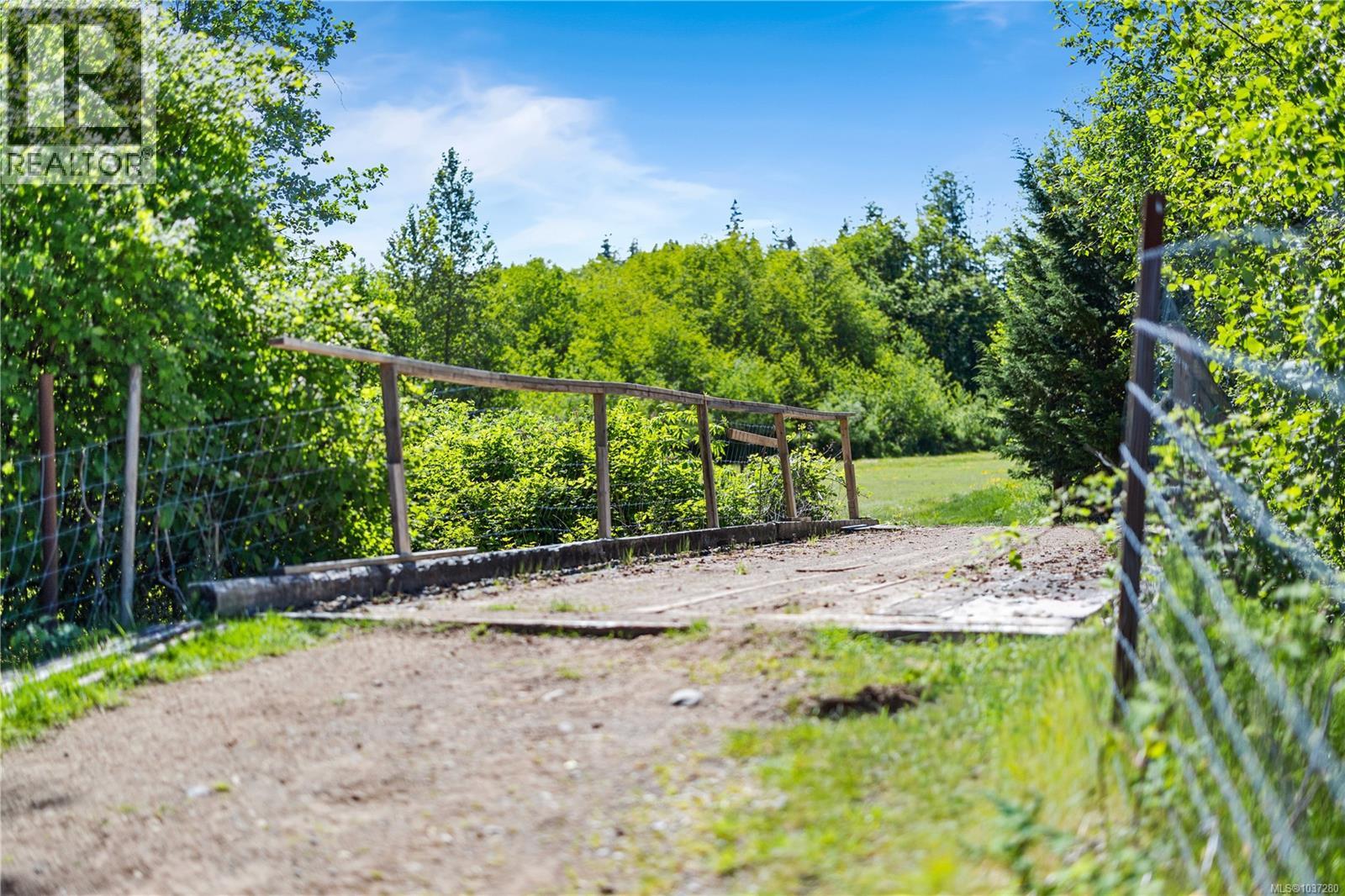 Lot A Castle Dr Property Photo 8