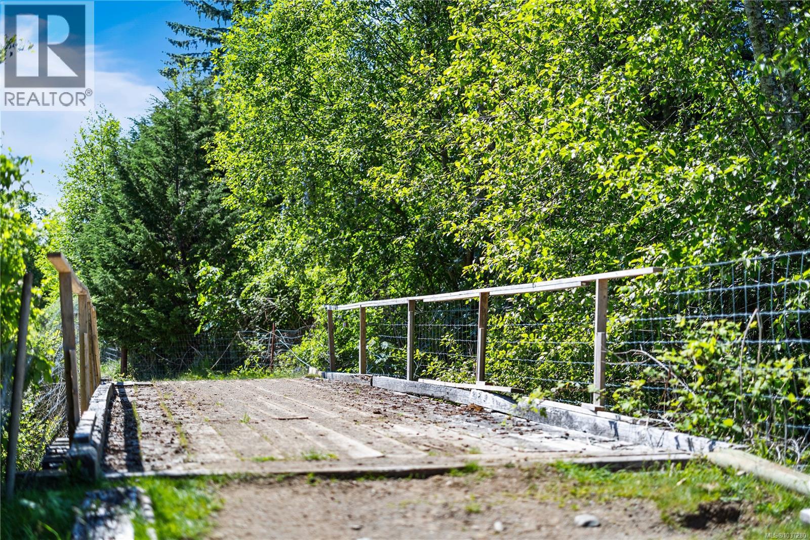 Lot A Castle Dr Property Photo 9
