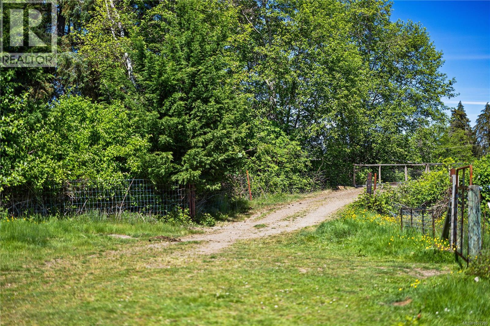 Lot A Castle Dr Property Photo 13