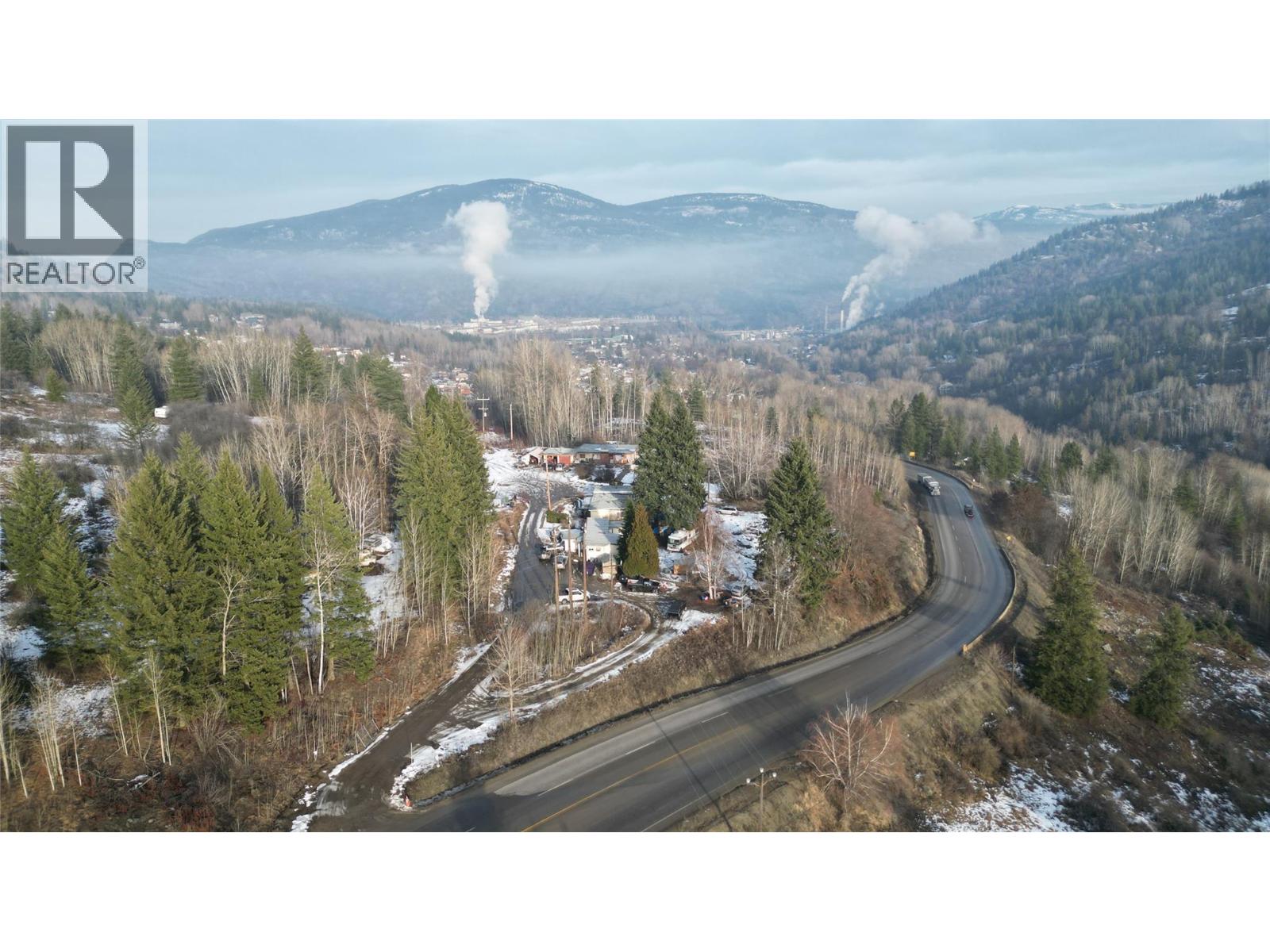 1381 3b Highway Property Photo 3