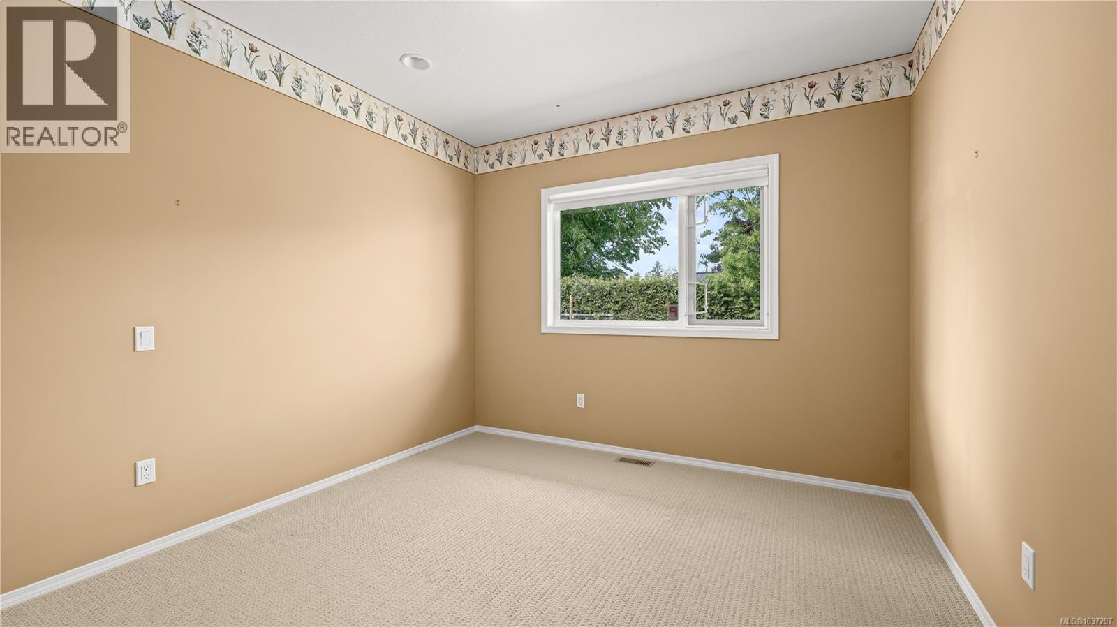 4778 Kilmarnock Dr Property Photo 17