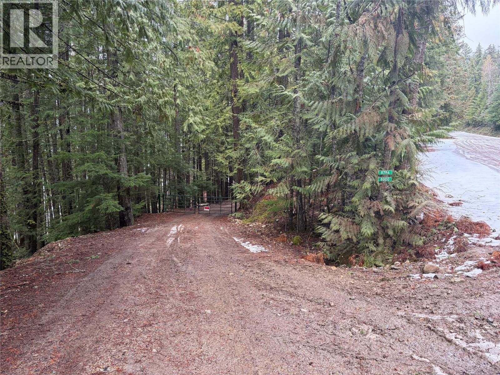 8700 Mabel Lake Road Property Photo 9