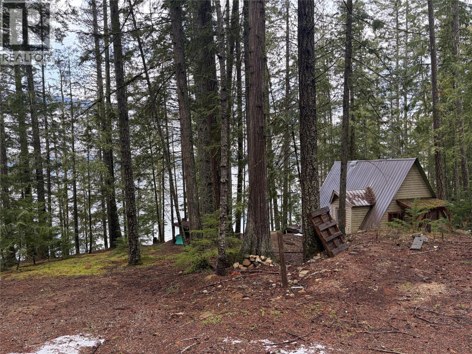 8700 Mabel Lake Road Property Photo 13