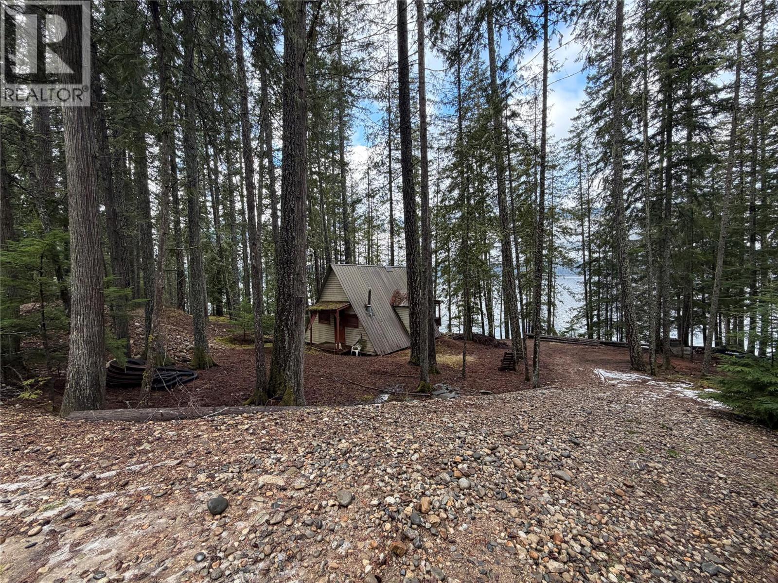 8700 Mabel Lake Road Property Photo 18