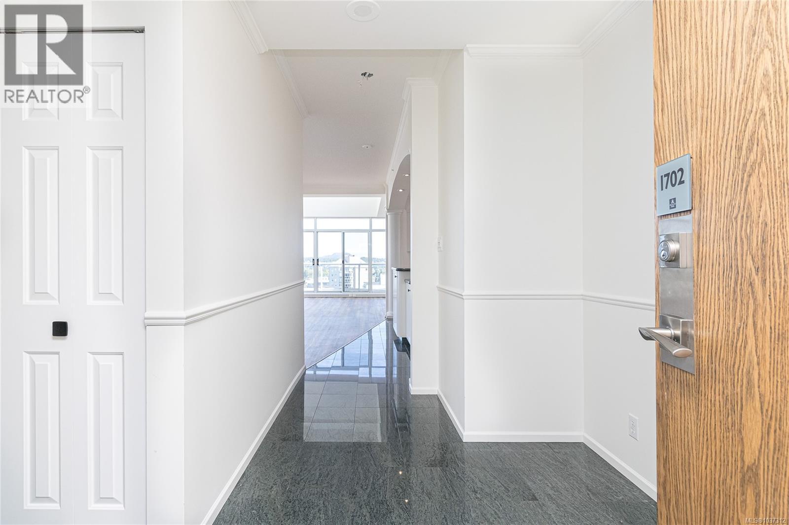 1702 1020 View St Property Photo 2