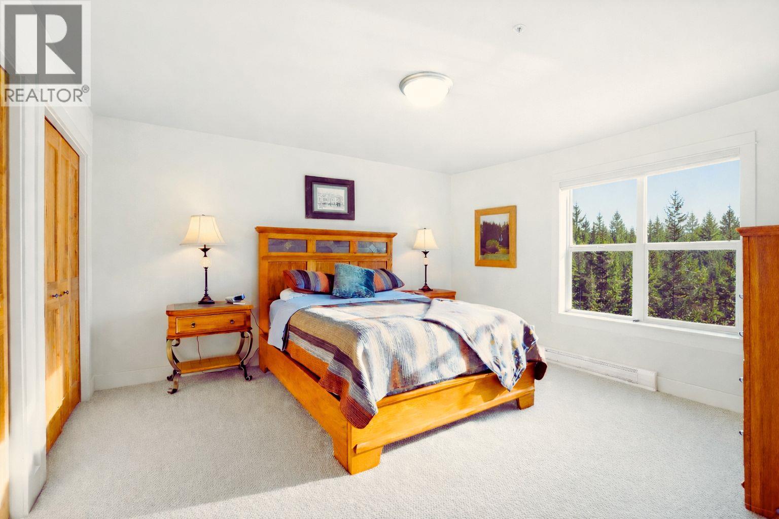 101 Clearview Crescent Unit# 2 Property Photo 14