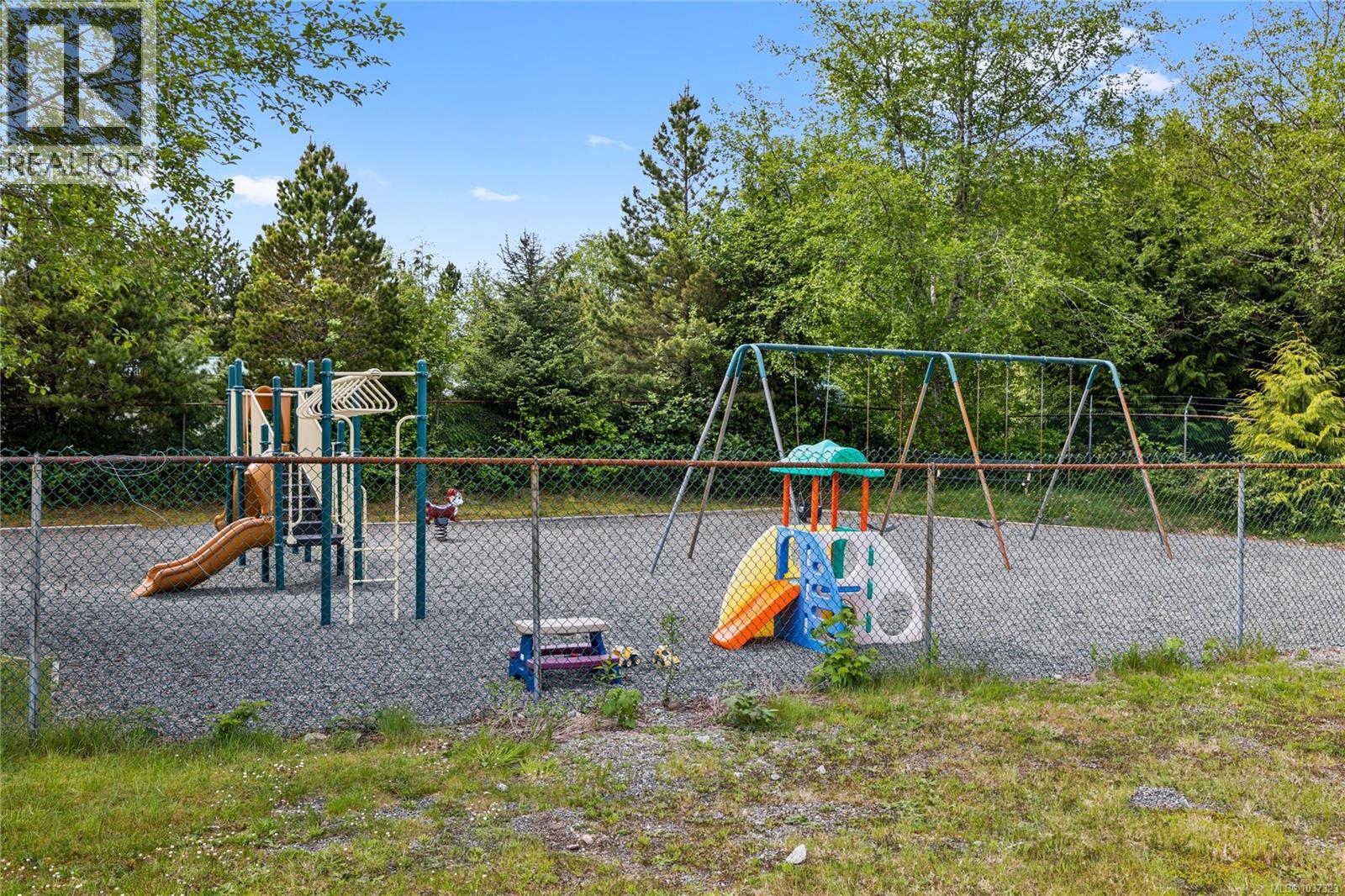 1082 Sixth Ave Property Photo 58