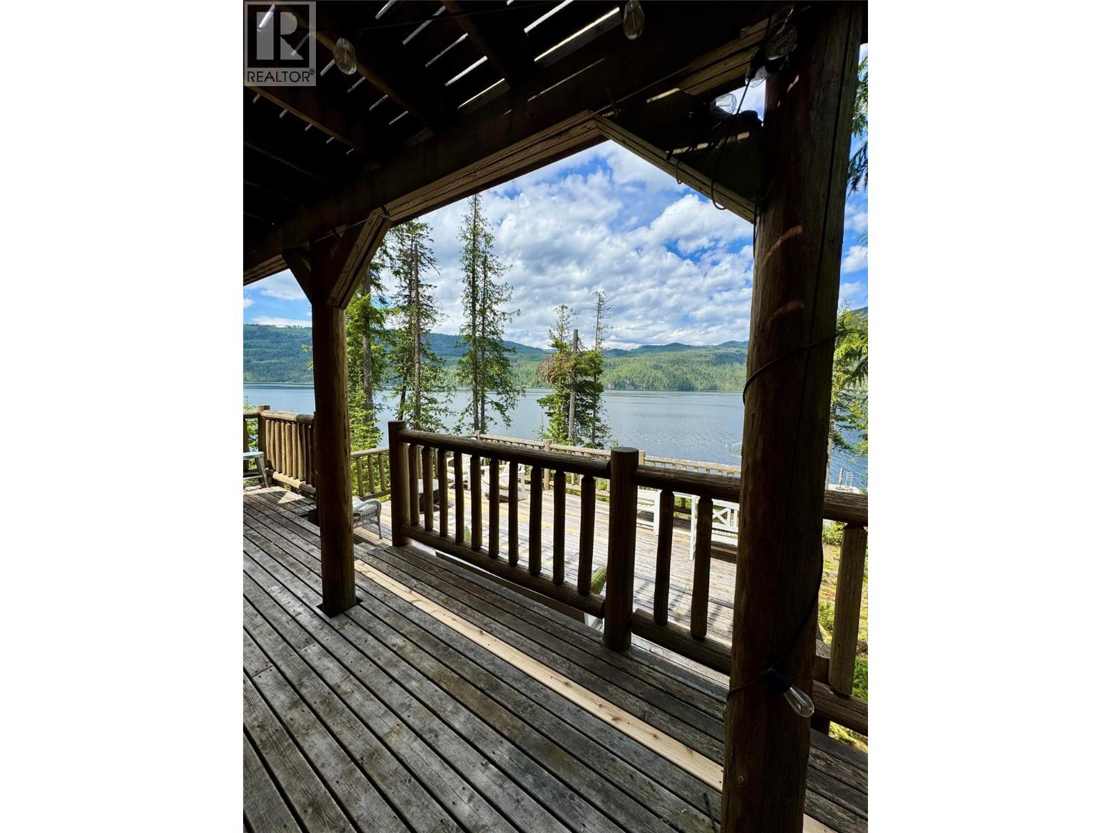 Lot 4 Pete Martin Bay Property Photo 2