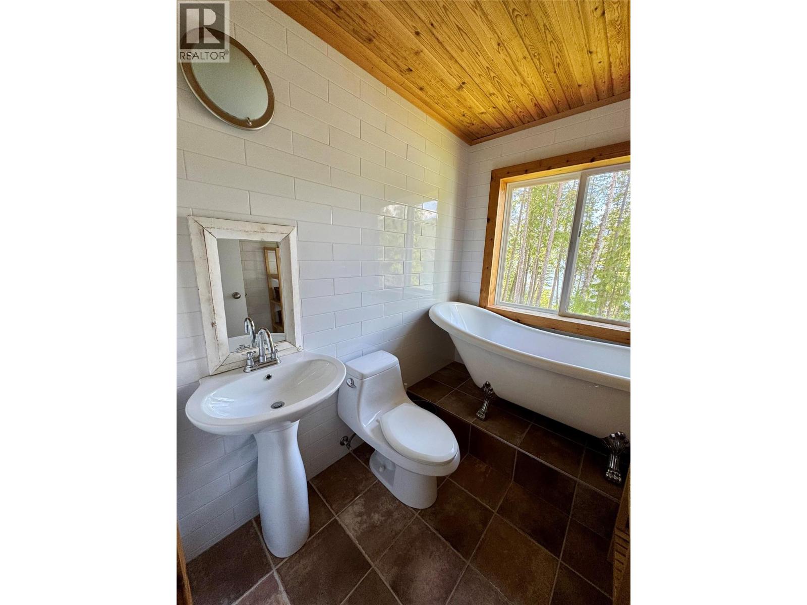 Lot 4 Pete Martin Bay Property Photo 23