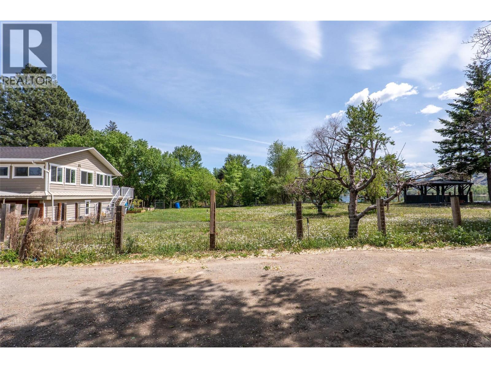 721 Strauss Street Property Photo 7