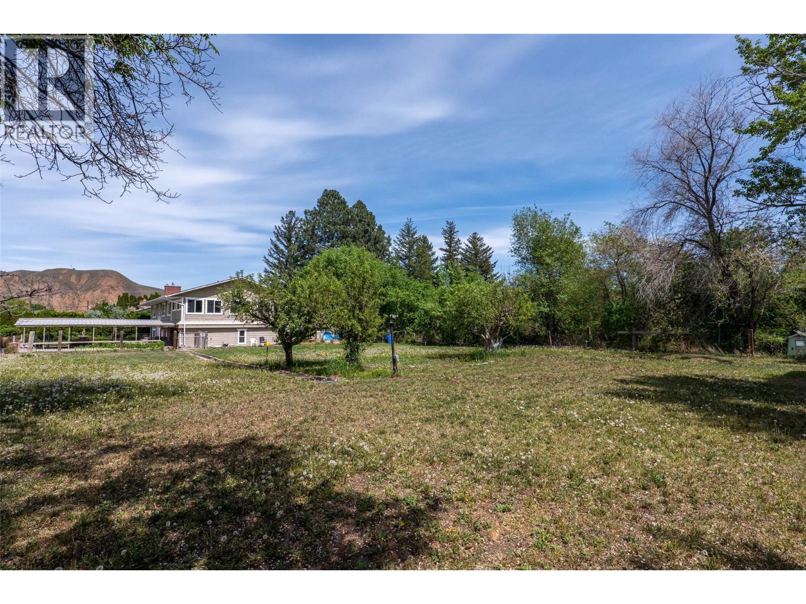 721 Strauss Street Property Photo 17