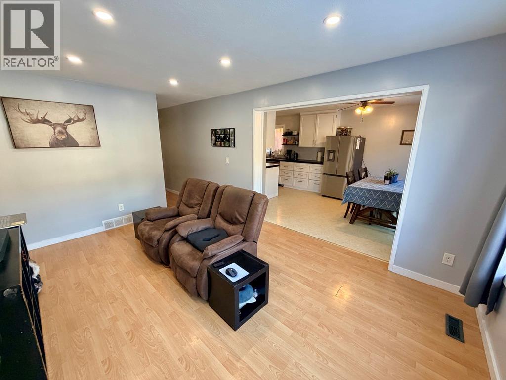 151 Wolverine Avenue Property Photo 9