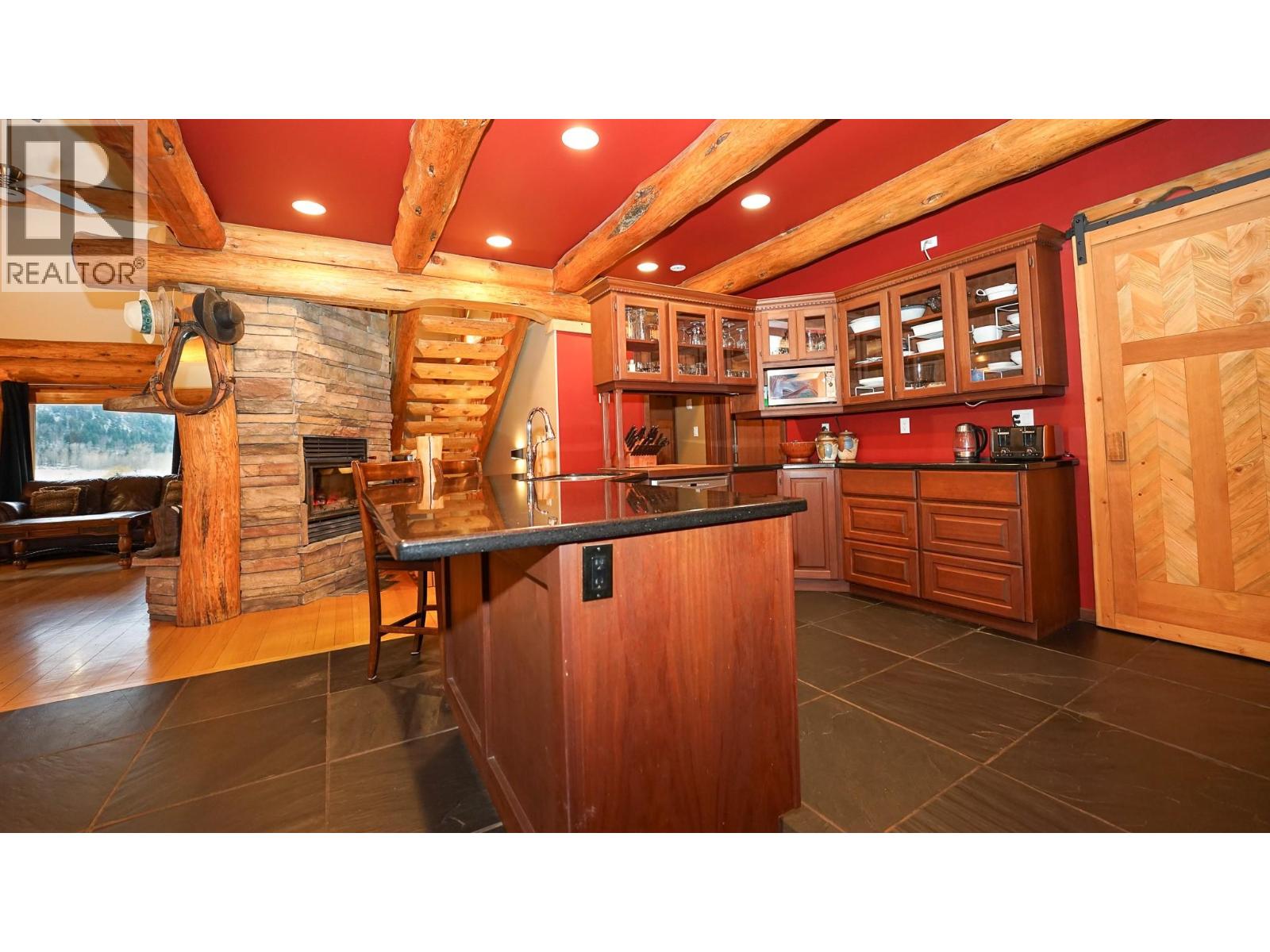 5464 Agate Bay Road Property Photo 6