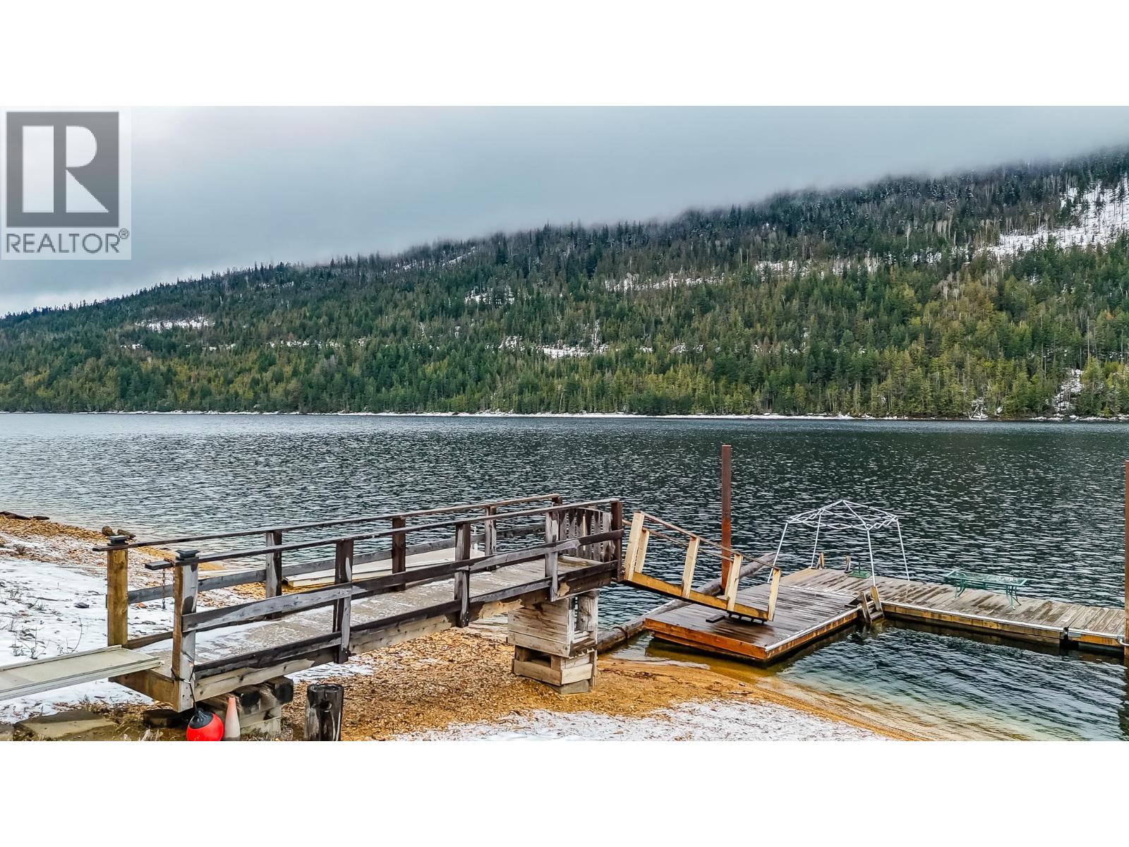 5464 Agate Bay Road Property Photo 14