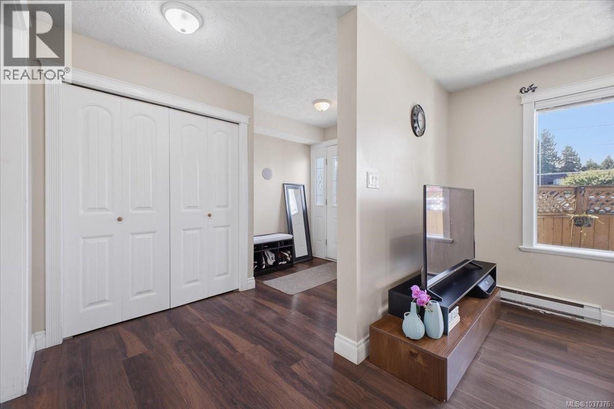 101 2510 Alexander St Property Photo 8