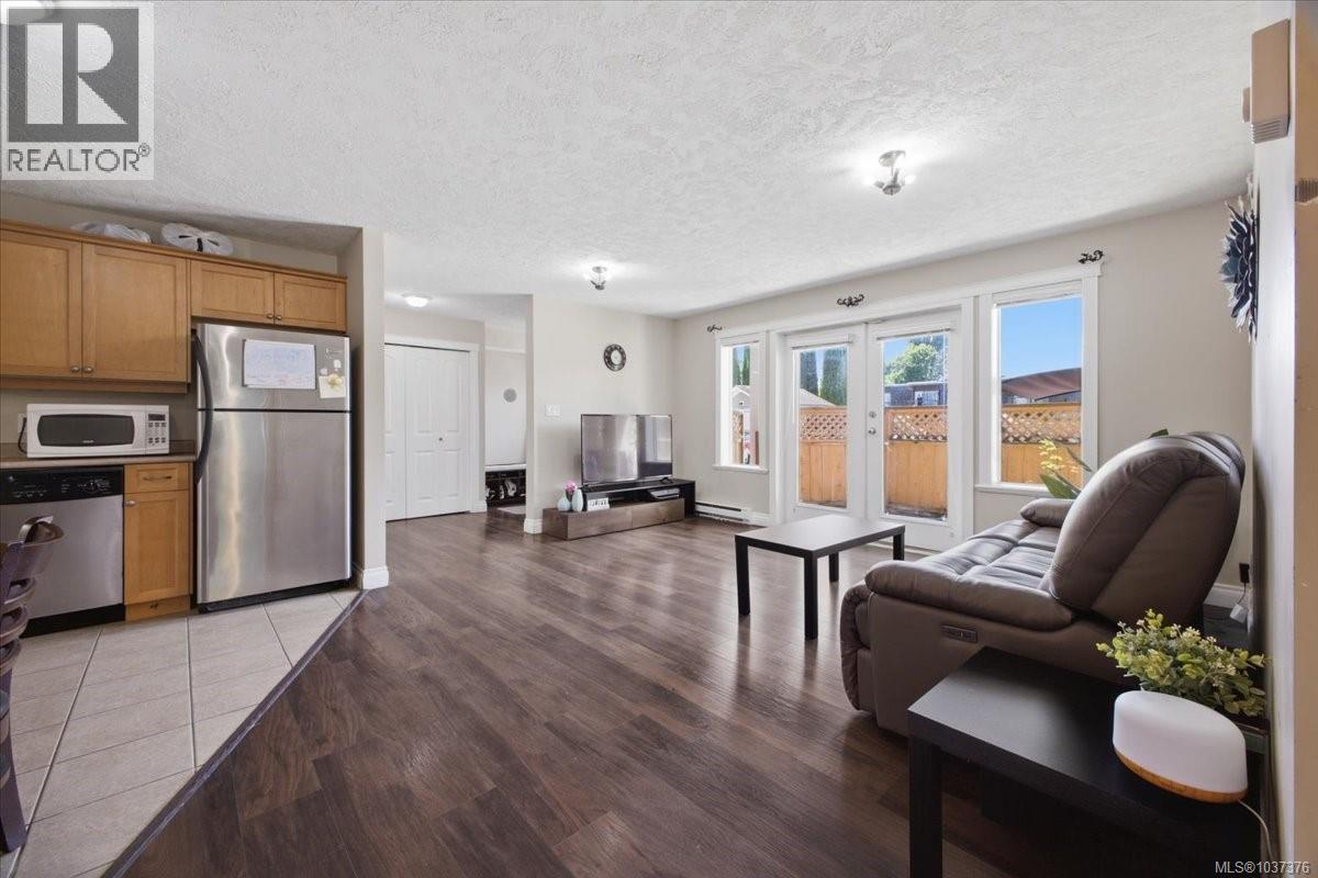 101 2510 Alexander St Property Photo 10