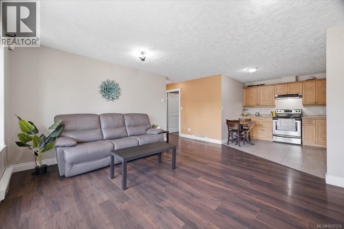 101 2510 Alexander St Property Photo 12