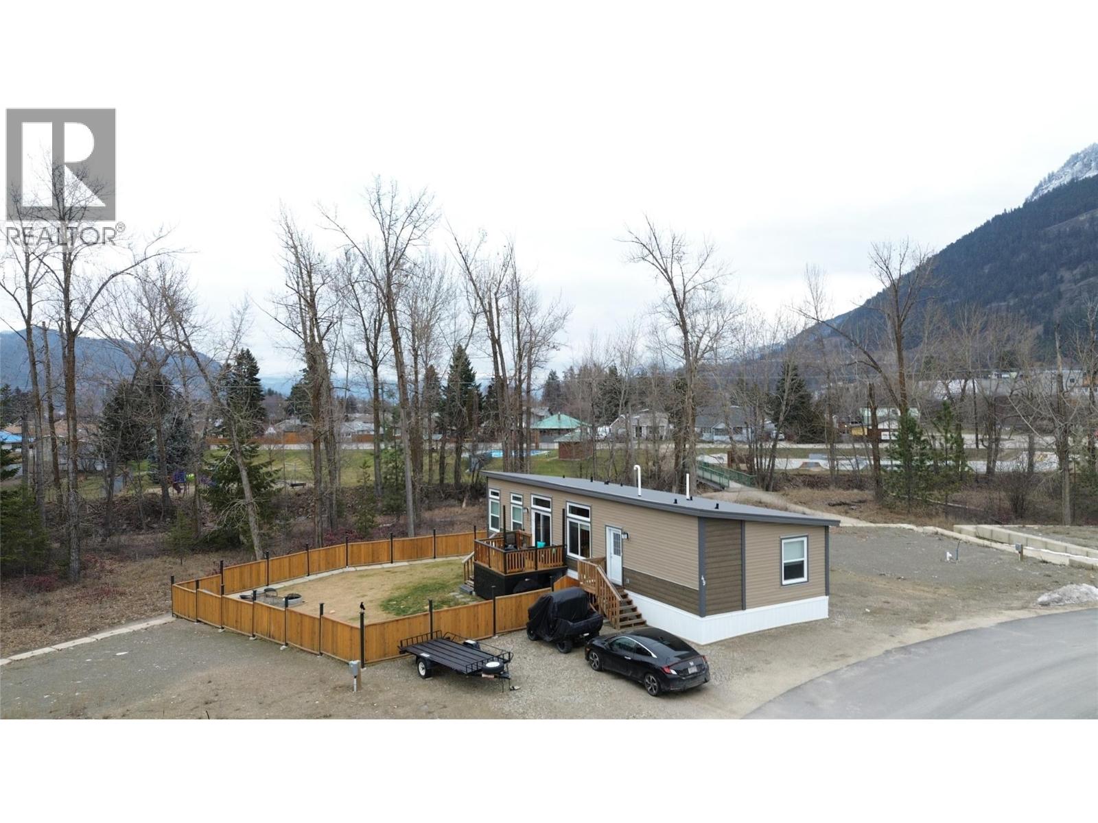 235 Aylmer Road Unit# 49 Lot# 49 Property Photo 2
