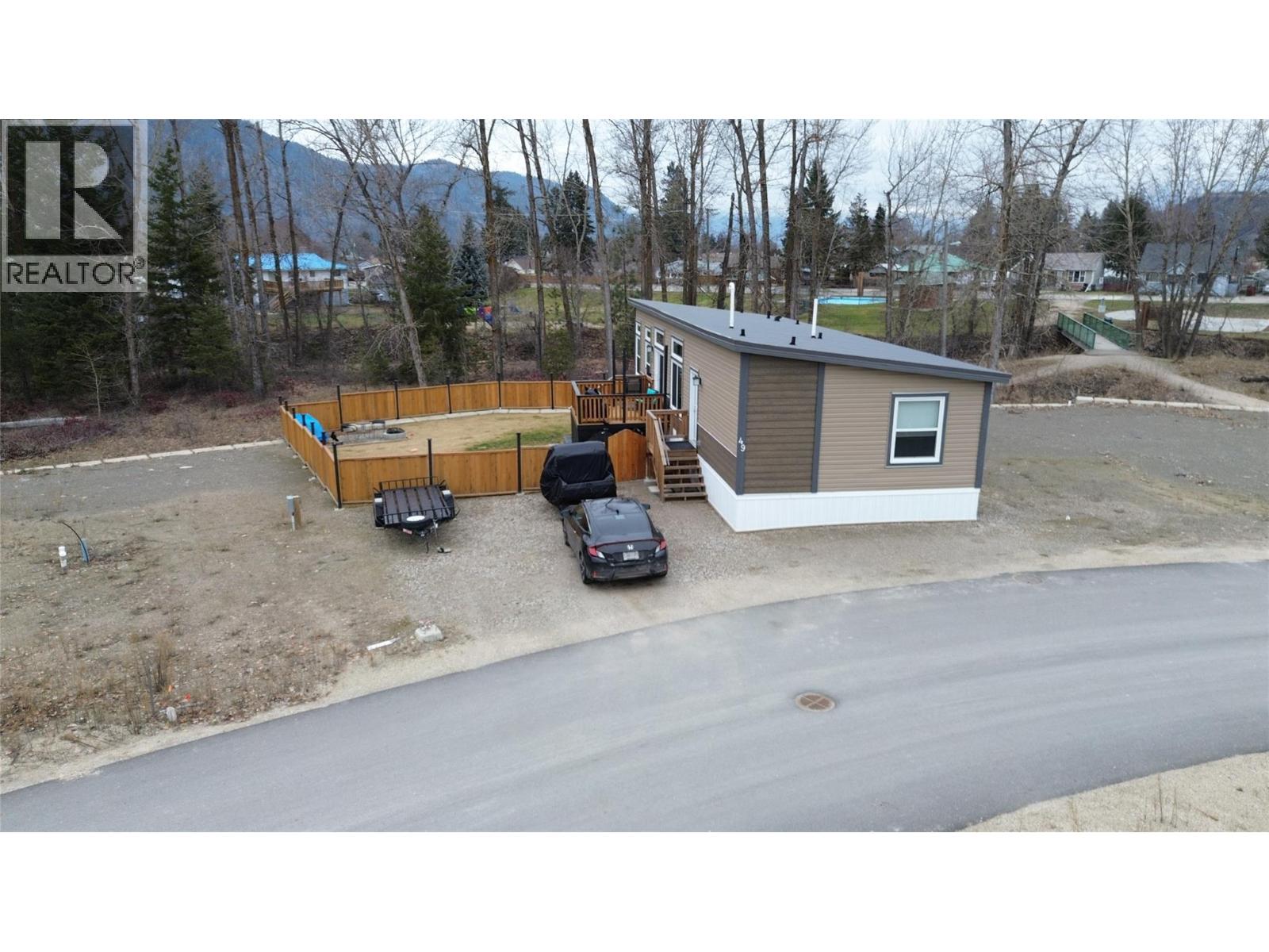 235 Aylmer Road Unit# 49 Lot# 49 Property Photo 10