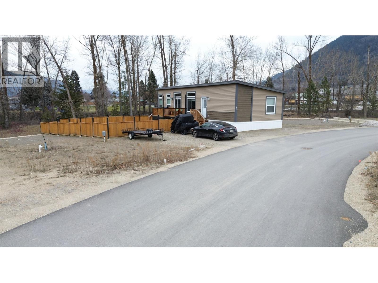 235 Aylmer Road Unit# 49 Lot# 49 Property Photo 15