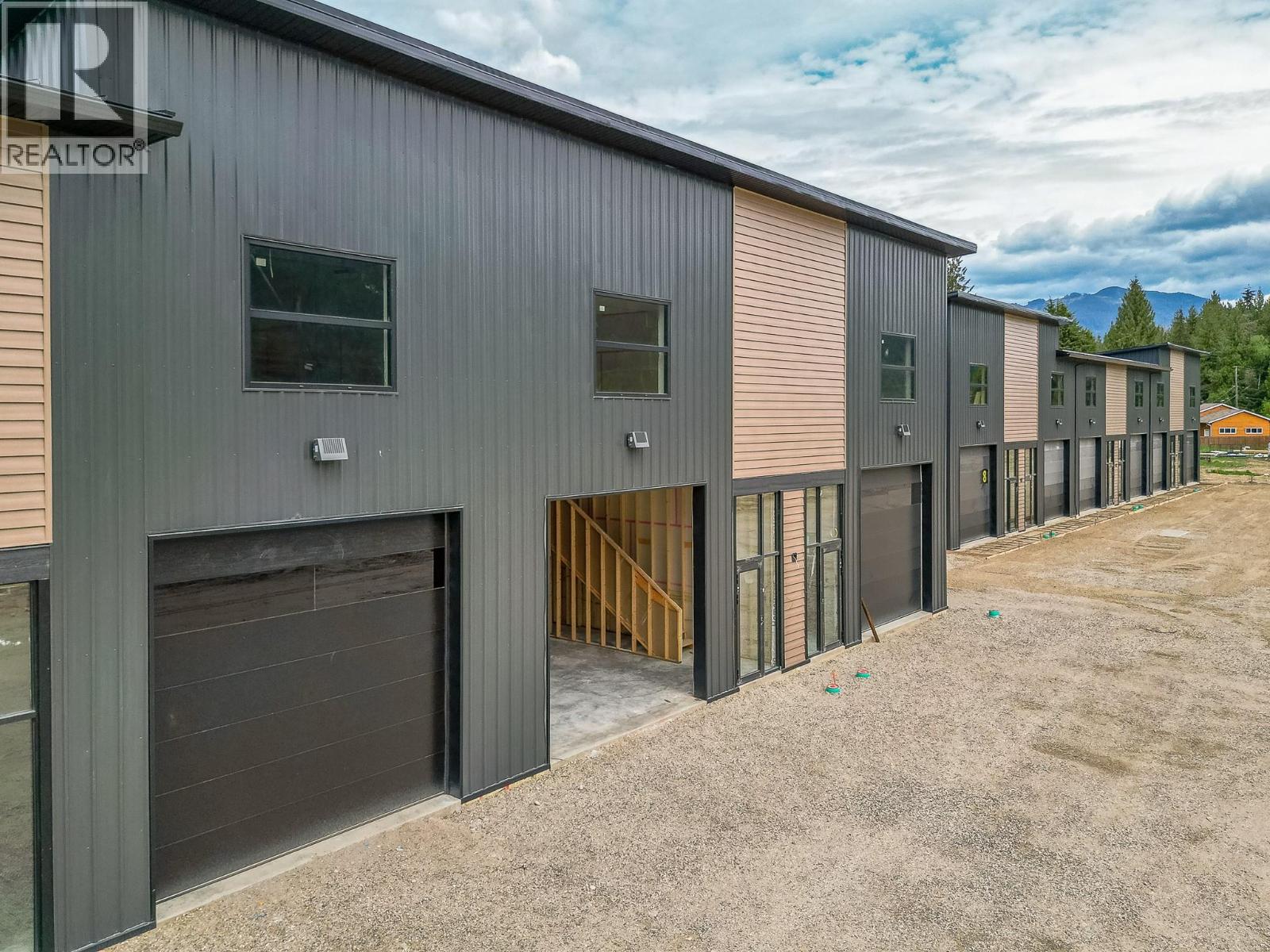 1002 Seed Frontage Road Unit# 10 Lot# Psl 10 Property Photo 7