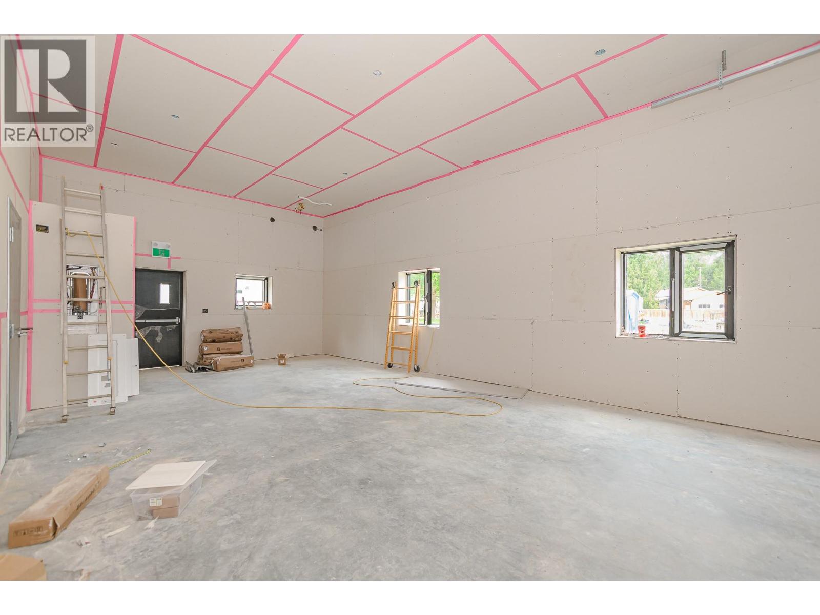 1002 Seed Frontage Road Unit# 10 Lot# Psl 10 Property Photo 37