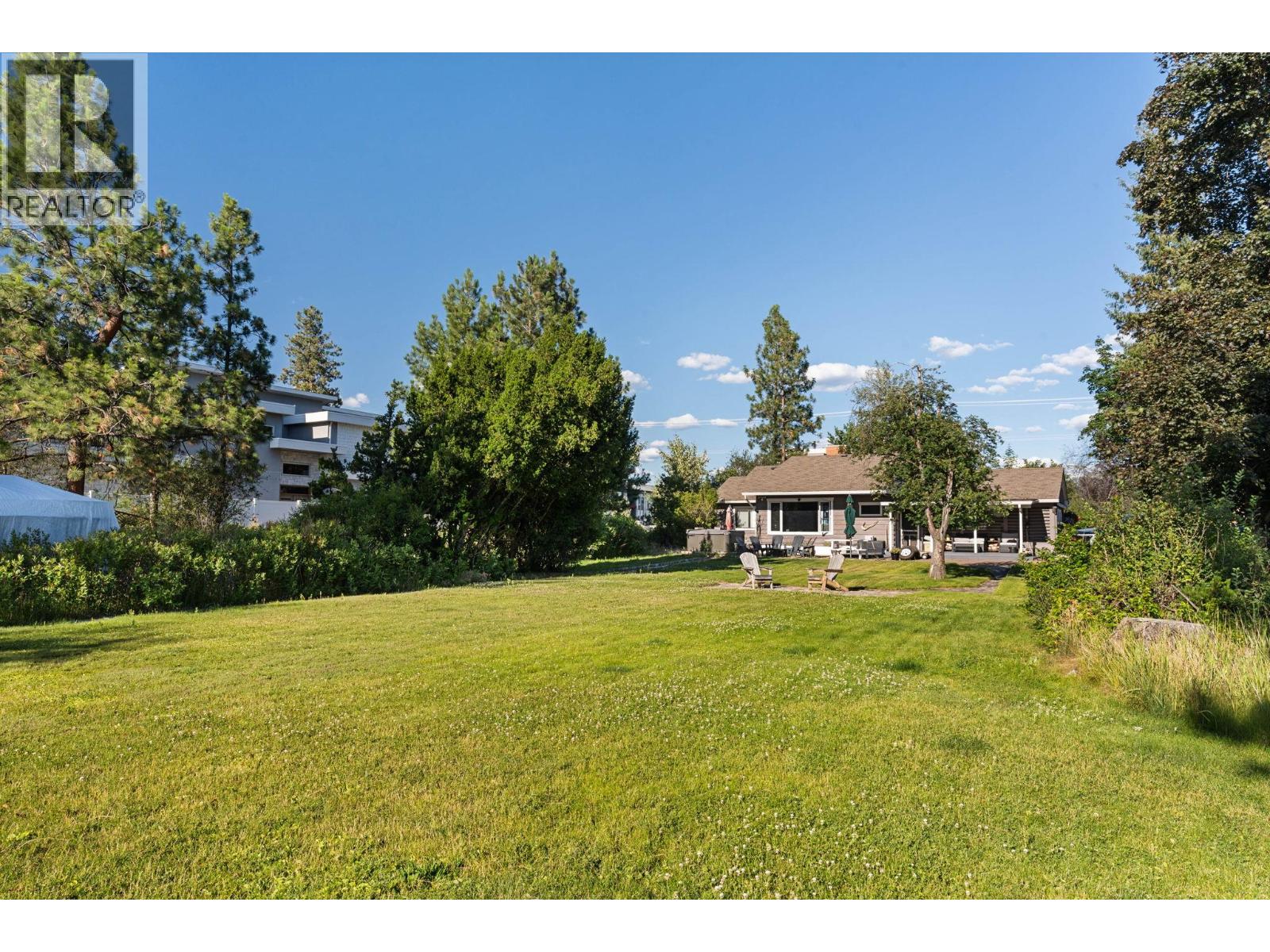 4164 Lakeshore Road Property Photo 4