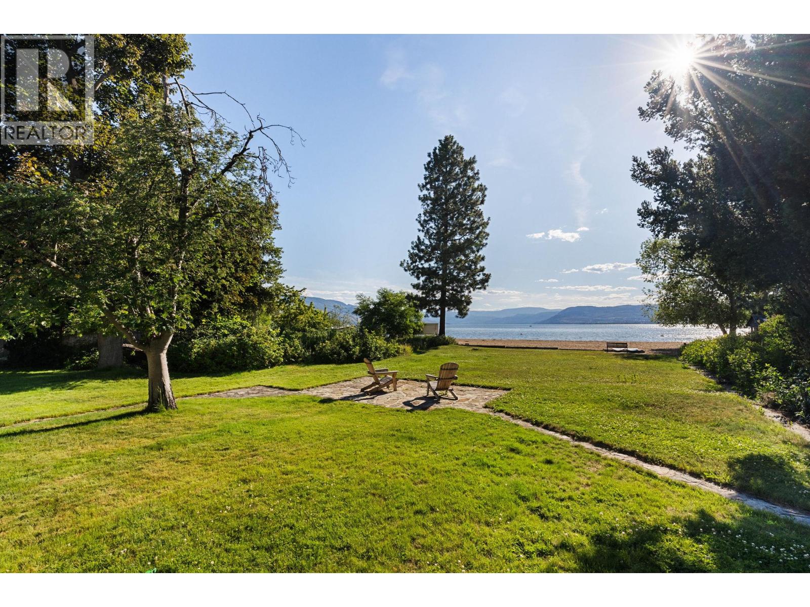 4164 Lakeshore Road Property Photo 7