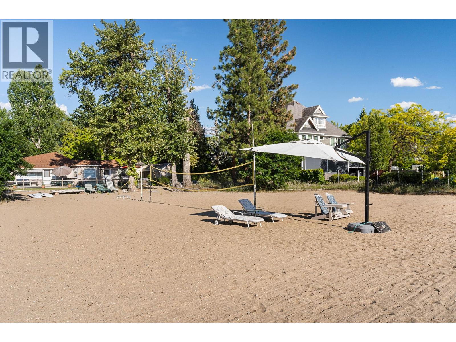 4164 Lakeshore Road Property Photo 11