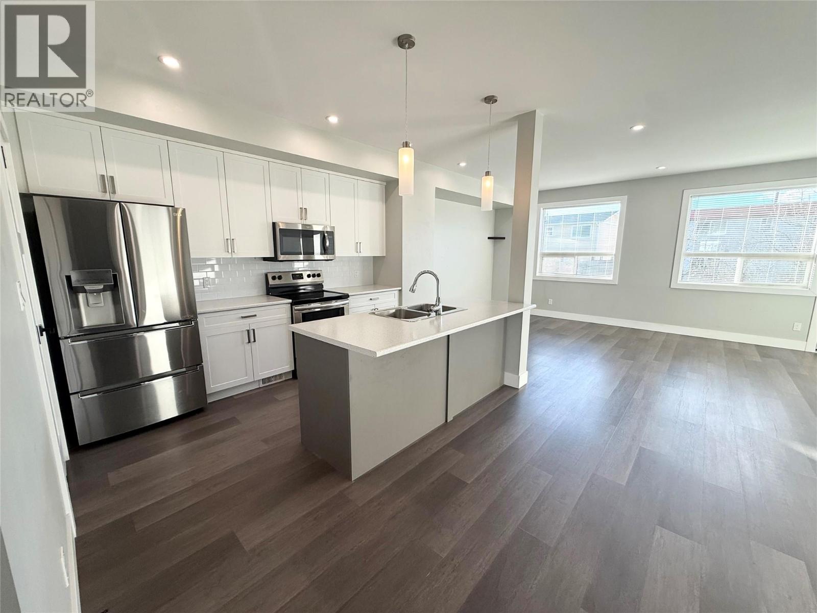 1611 Phillips Street Property Photo 3