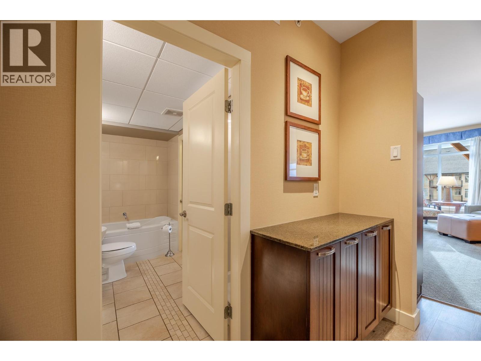 13011 Lakeshore Drive Unit# 352 Property Photo 3