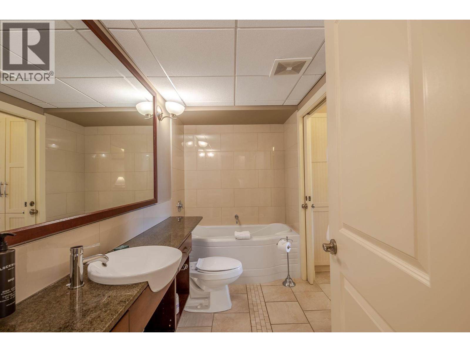 13011 Lakeshore Drive Unit# 352 Property Photo 20
