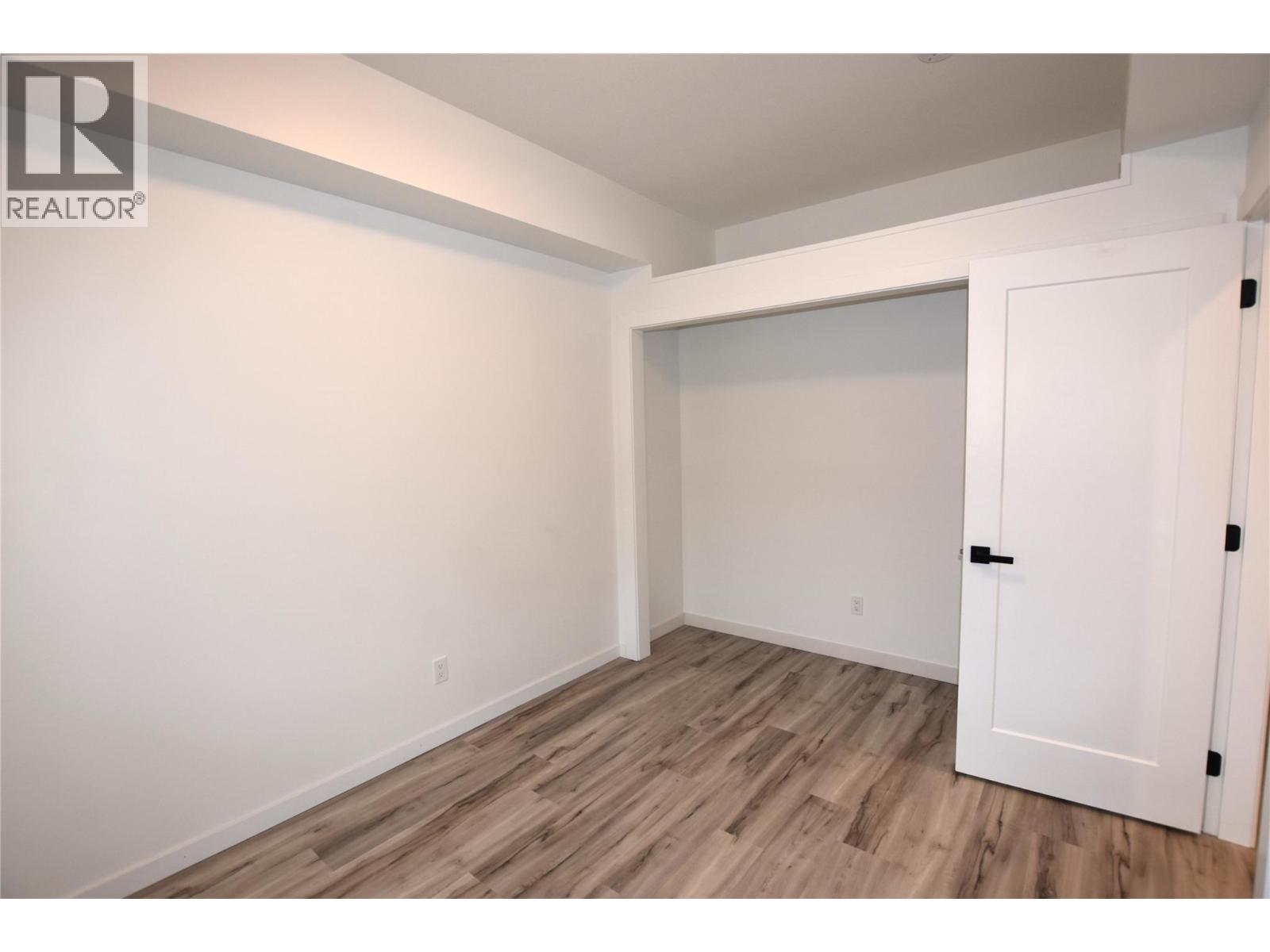 592 Nighthawk Avenue Property Photo 26