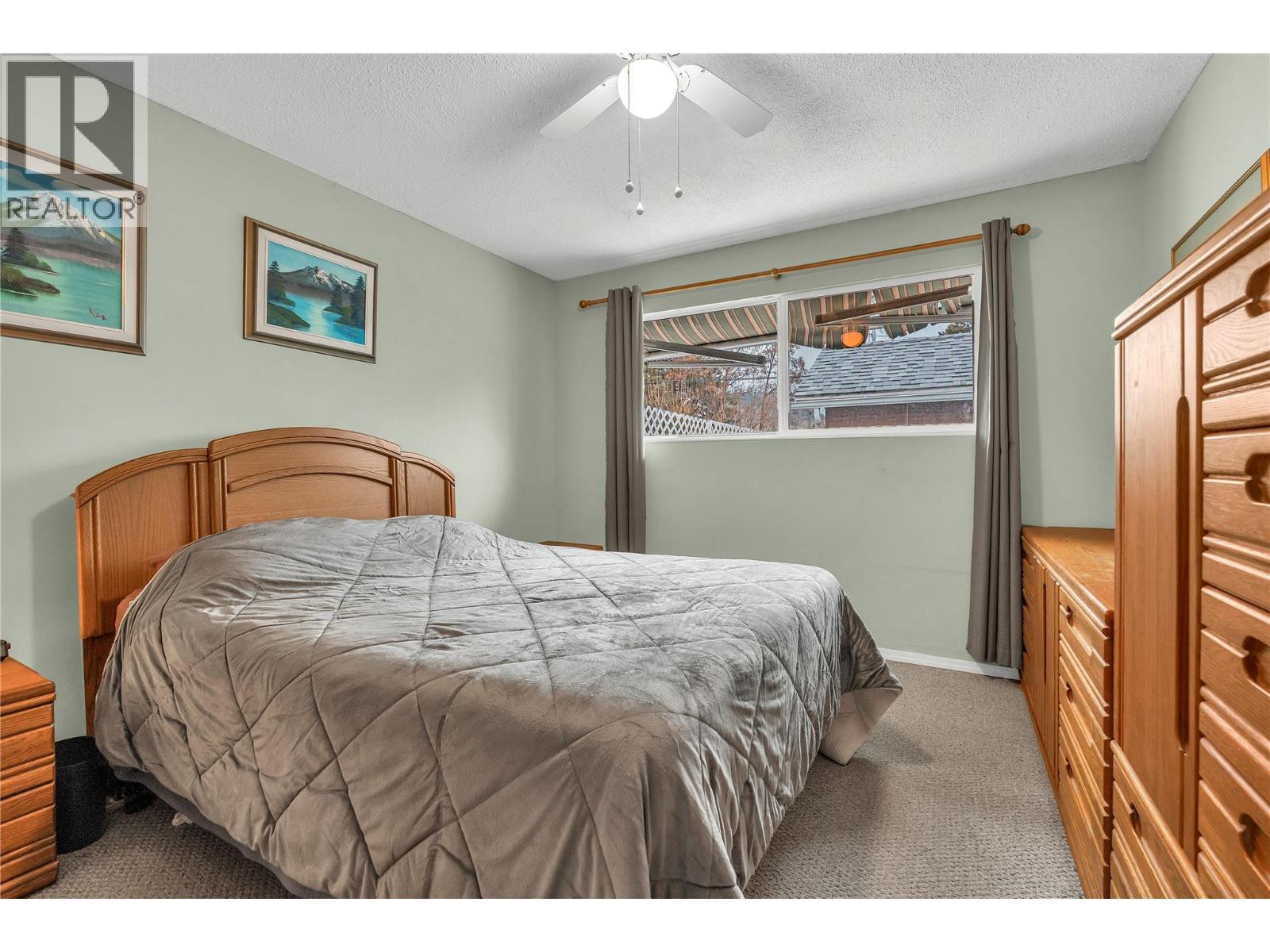 114 Ayres Crescent Property Photo 11