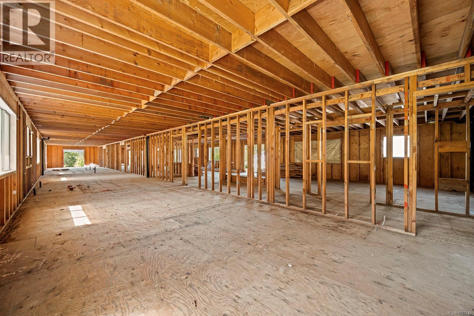 2300 Fowler Rd Property Photo 16
