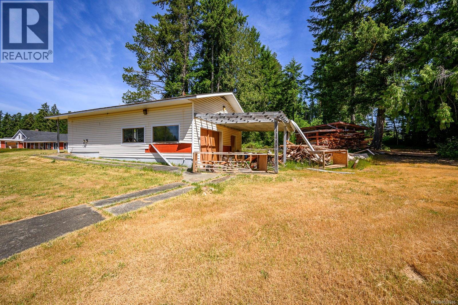 2300 Fowler Rd Property Photo 50