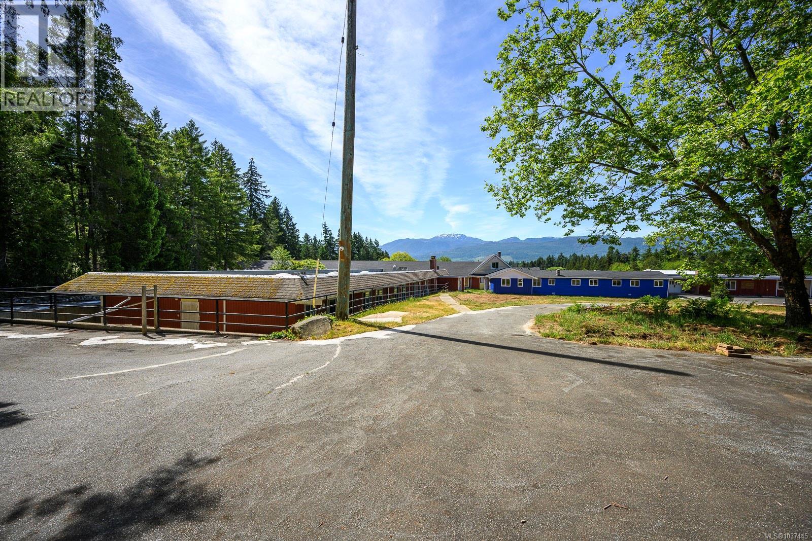 2300 Fowler Rd Property Photo 51